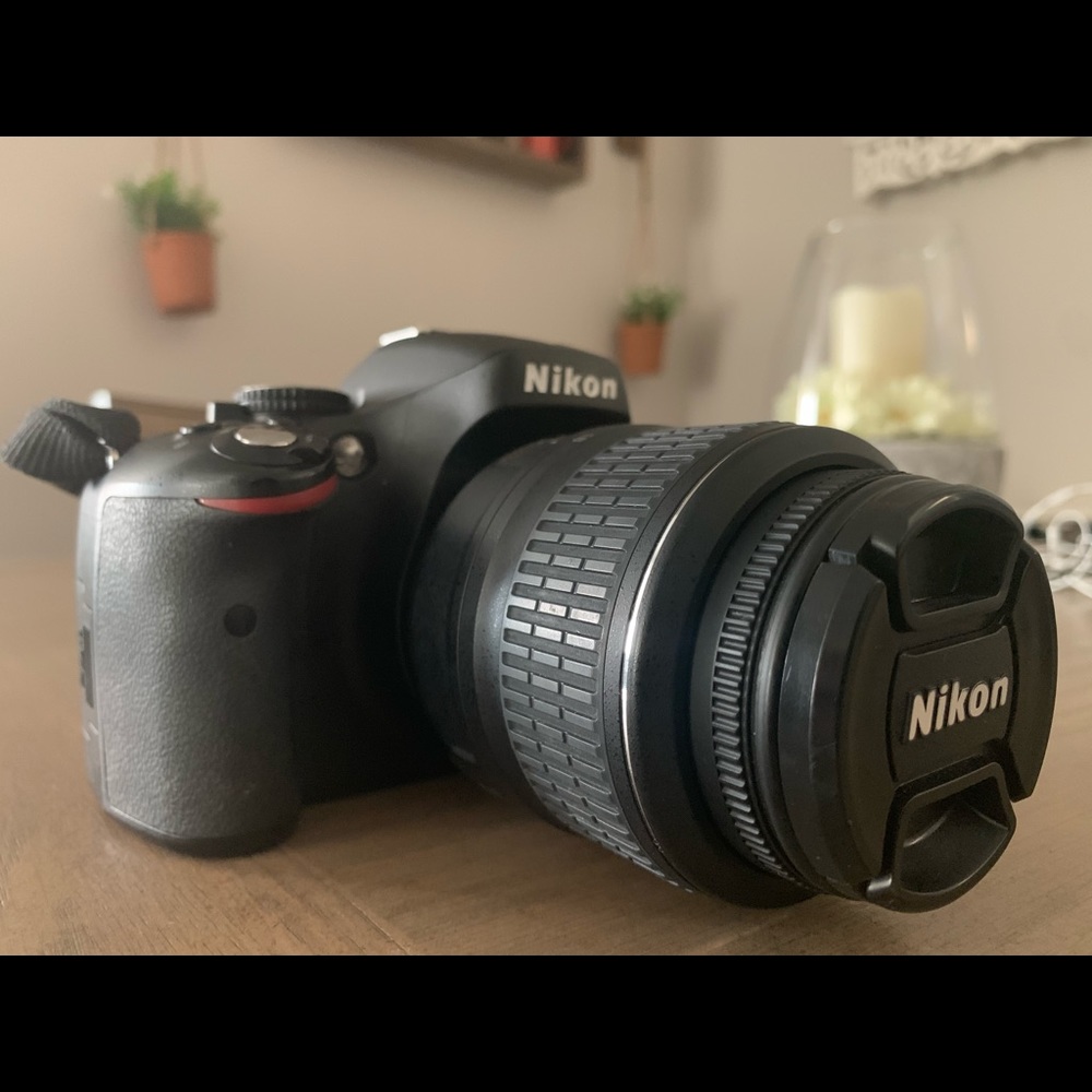 Nikon D5100 DSLR Camera w/ 18-55mm & 55-200mm